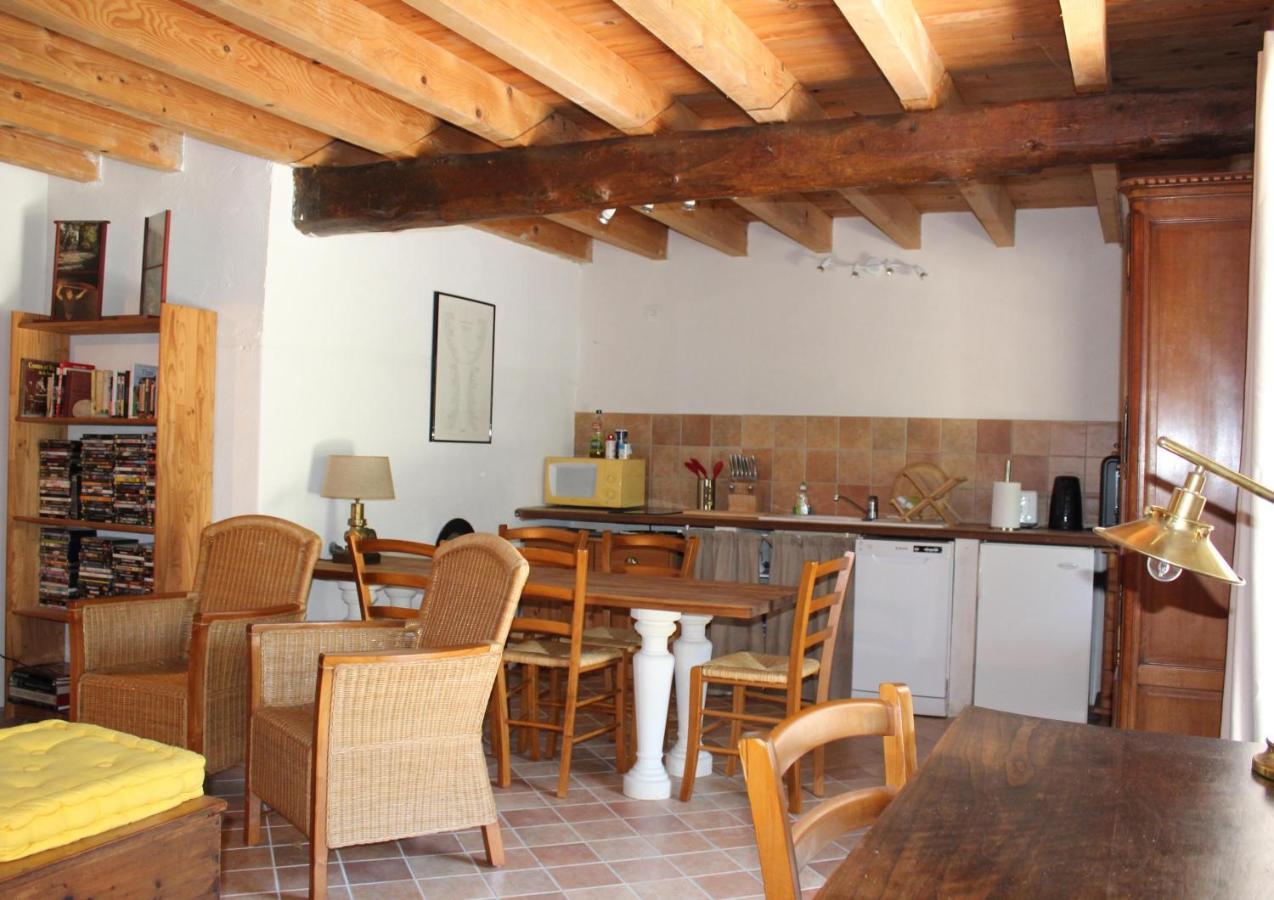 קרקסון Le Cellier De Beaulieu, Au Pied De La Cite, Maison De Vacances Avec Climatisation Et Jacuzzi מראה חיצוני תמונה